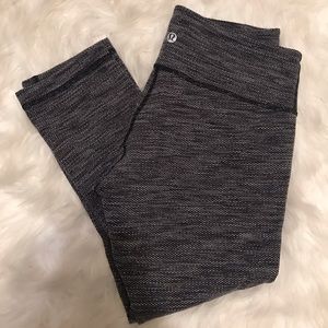 Gray lululemon wunder unders